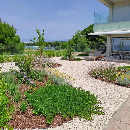 Apartment La Mar Povljana